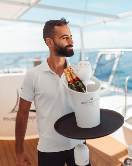 Tenerife: Catamaran Cruise with Brunch and Unlimited Drinks - Playa de las Américas, Los Cristianos, and Palm-Mar photo stop