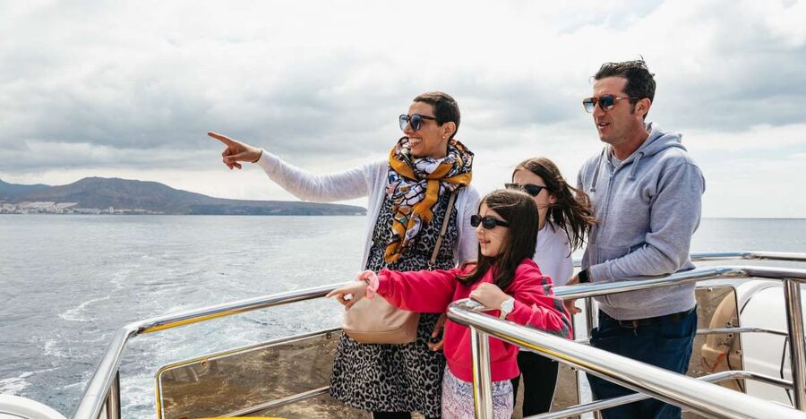 Tenerife: Eco-Yacht Whale and Dolphin Watching and Swimming - Guides and crew: the difference between seeing whales and understanding them