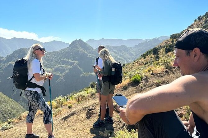Tenerife: Hiking Tour in Anaga Mountains and Enchanted Forest - The picnic break in a hilltop spot or inside a cave