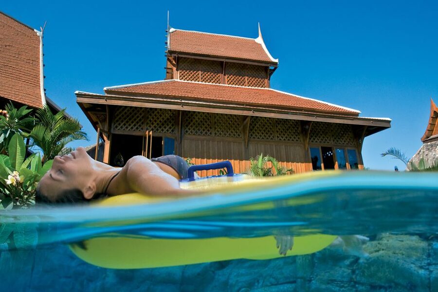 Tenerife: Loro Parque & Siam Park Entry Ticket with Transfer - Who should book this Tenerife twin parks ticket