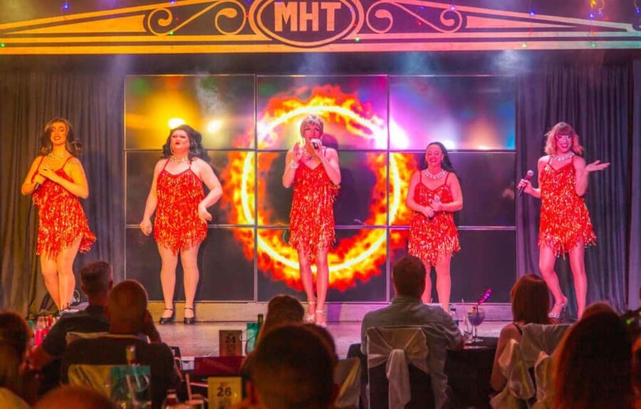 Tenerife: MHT - Music Hall Tavern Comedy Drag Dinner Show - Food reality check: simple menu, set expectations