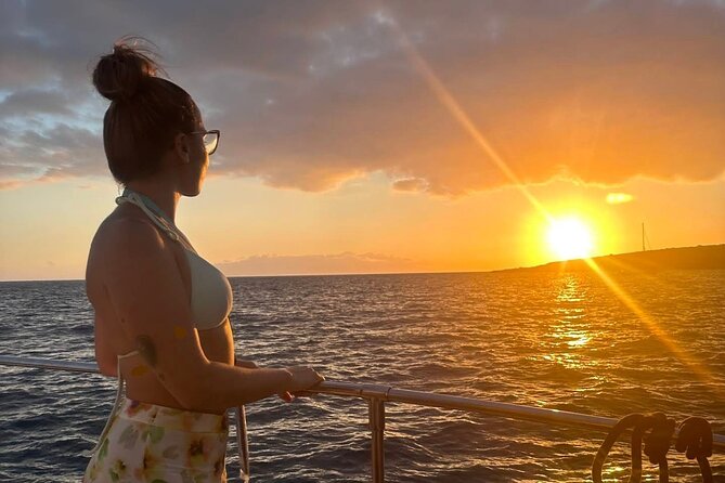 Tenerife Sunset Catamaran tour with transfer - Food and Drinks included. - How the 4:00 pm Catamaran Sail Works From Puerto Colón