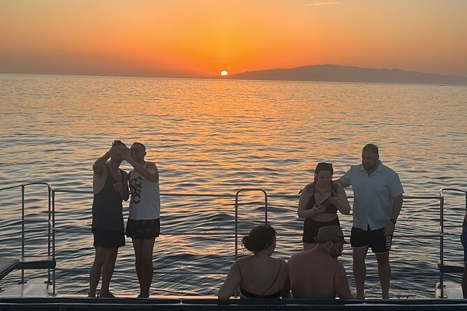 Tenerife Sunset Catamaran tour with transfer - Food and Drinks included. - Who This Tour Fits Best, and Who Should Think Twice