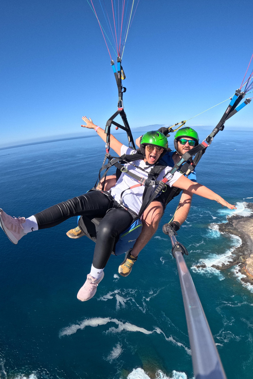 Tenerife: Tandem Paragliding in Adeje with hotel transfer - Guides and small-group flow: why names matter more than you think
