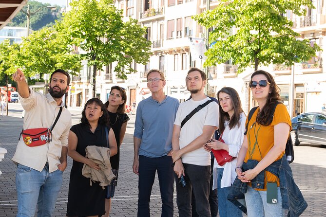 The Authentic Bilbao Pintxos, Food & Wine Tour with a Local - The local angle: how guides steer you away from copy-paste Bilbao