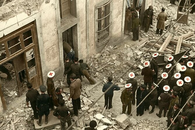 The Spanish Civil War & Franco Barcelona Walking Tour - Basilica de Santa Maria del Pi: a church stop with a wartime connection