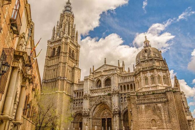 Toledo Experience Tour from Madrid with optional Toledo Cathedral - Getting from Madrid to the best Toledo viewpoints