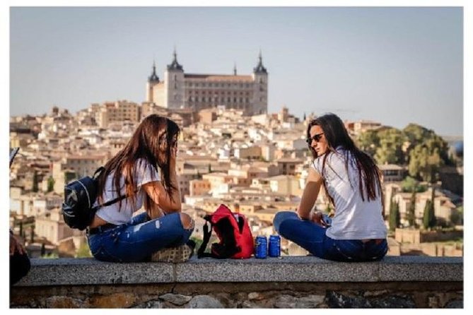 Toledo Half-Day Tour with St Tome Church & Synagoge from Madrid - The walking tour piece: bilingual guidance and how it helps