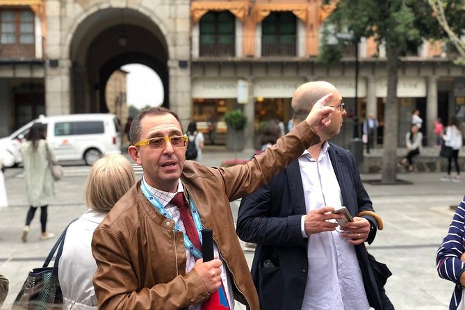 Toledo Private Tour with Licensed Local Guide - Choosing monuments inside: cathedral, El Greco, Santo Tomé, and synagogues