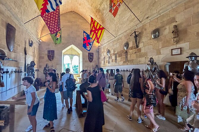 Toledo, Segovia and Avila from Madrid with Tickets and Lunch - Ávila’s Walls and San Vicente: medieval fortifications and a Romanesque church
