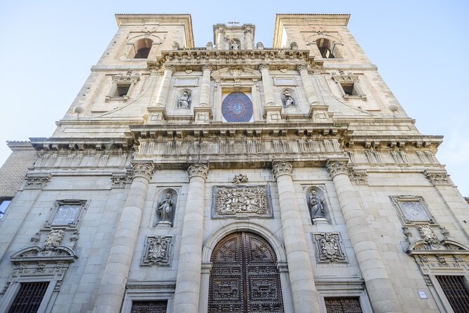 Toledo Tour & Vineyard Walk with Wine Tasting from Madrid - The tasting setup: 3 wines, snacks, and what’s included