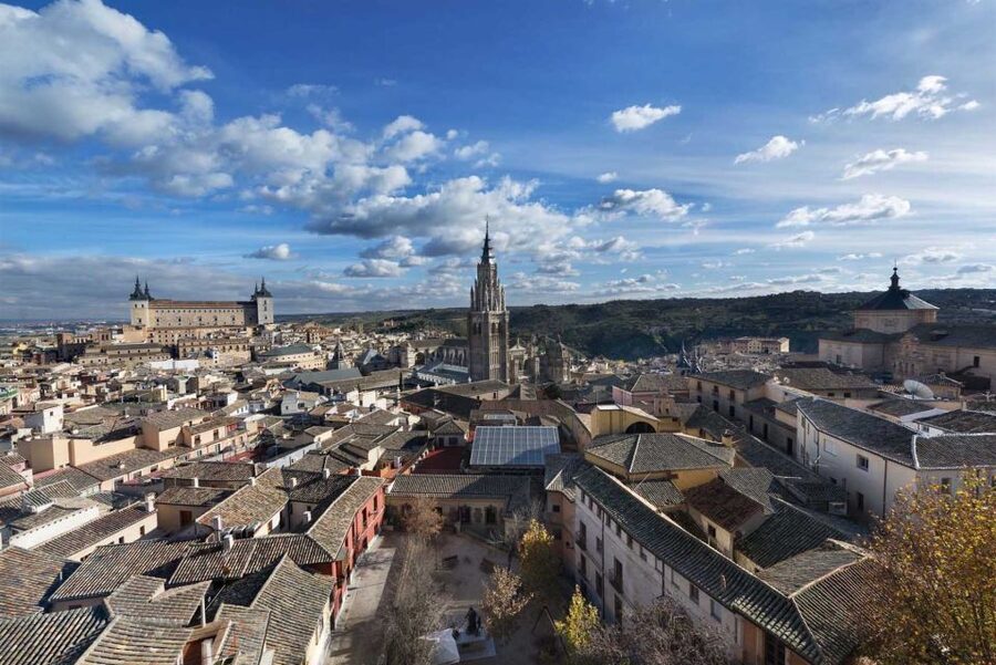 Toledo: Tourist Bracelet with Entry to 7 Attractions - Synagogue of Santa Maria la Blanca: Jewish Heritage and Distinctive Design