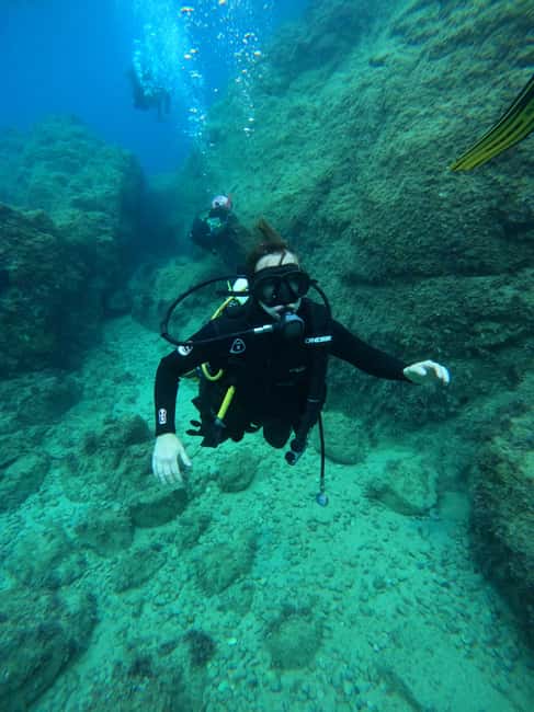 Tossa de Mar: PADI Discovery Scuba Diving in Costa Brava - The Short Van Ride to Mar Menuda Beach