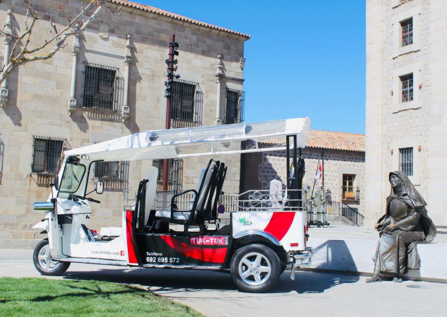Tour Guiado En Tuk Tuk Recorre Avila De La Forma Mas Comoda - Tuk Tuk Practicalities: Small Ride, Big Motion, Pack Smart