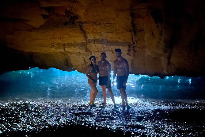 Uncharted Marine Reserve Cave, Snorkel & Cliff Jumping Kayak Tour - Kayak Time: Comfortable, Active, and Guided in a Small Group