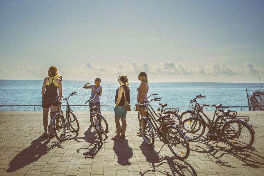 Unusual Barcelona Bike Tour in French - What You’re Really Buying with a 3-Hour French Bike Tour