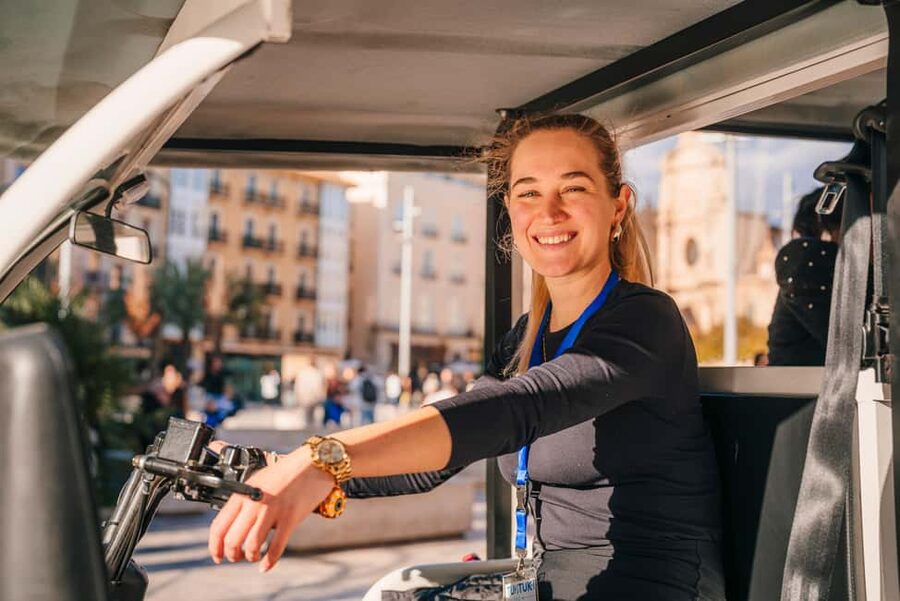 Valencia: 2-hour City Highlights Guided Tuk-Tuk Tour - Plaza de Toros de Valencia, a landmark pause with history in plain sight