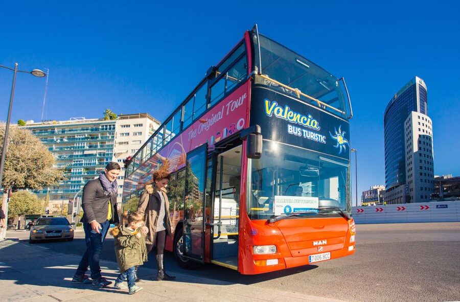 Valencia: 24 or 48-Hour Hop-on Hop-off Bus Ticket - Getting Your Bearings With a One-Route Valencia Loop