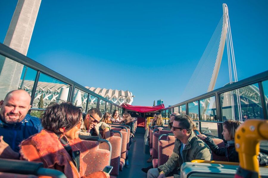 Valencia: 24 or 48-Hour Hop-on Hop-off Bus Ticket - Stop-by-Stop Guide: 17 Stops From Poeta Querol to IVAM