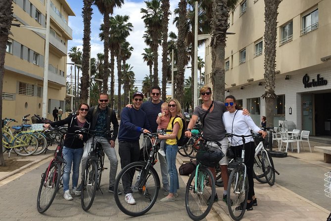 Valencia Bike Tour from the City to the Beach, plus Bike Guy App! - From Torres de Serranos to Playa de la Malvarrosa, the route makes sense