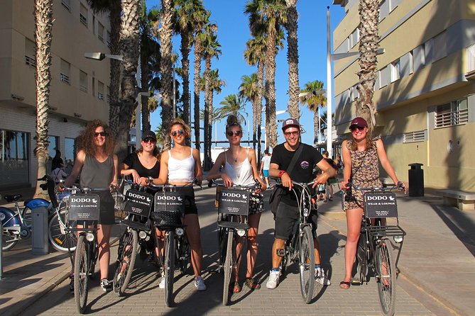 Valencia Bike Tour from the City to the Beach, plus Bike Guy App! - Getting started at Torres de Serranos, and why the guide name matters