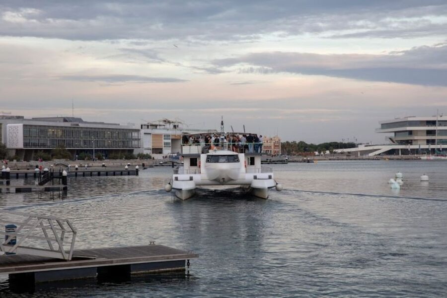 Valencia: Catamaran Cruise, Paella Lunch and Swim Stop - Views and Sea Time: What the Catamaran Adds Versus a Land Day