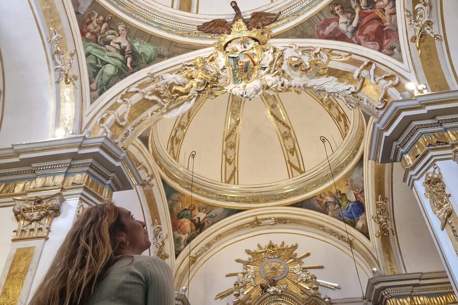 Valencia: Cathedral, St Nicholas, and Lonja de la Seda Tour - Start at Torres de Serranos, then walk Valencia’s oldest spine
