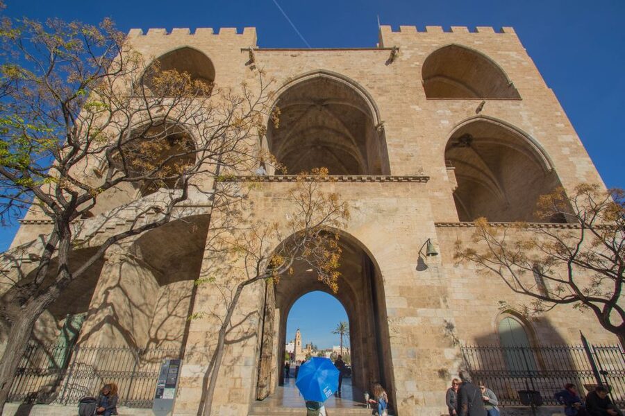 Valencia: Cathedral, St Nicholas, and Lonja de la Seda Tour - L’Almoina ruins and the archaeology under your feet