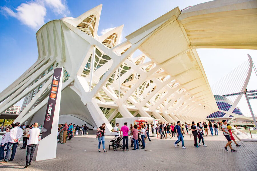 Valencia: City of Arts and Science 3D Movie at Hemisfèric - Key things to know before you buy