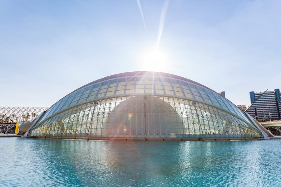 Valencia: City of Arts and Science 3D Movie at Hemisfèric - Getting oriented at the entrance: what your ticket gets you