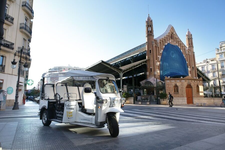 Valencia: Complete Tuk-Tuk Tour Around the City - Should you book this Valencia tuk-tuk tour?