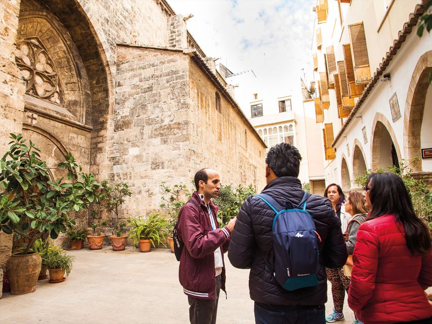 Valencia: Essentials and World Heritages Sites Walking Tour - City Hall Visit on Working Days: Civic Valencia Up Close