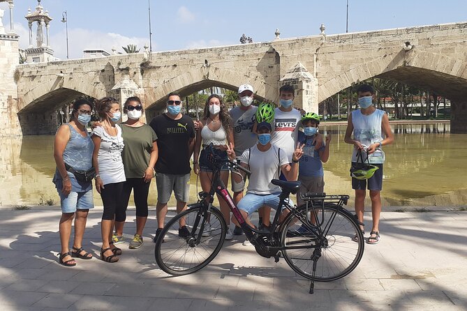 Valencia Highlights Bike Tour - Turia Park, the 9 km Ride That Makes the Tour Feel Like a Treat