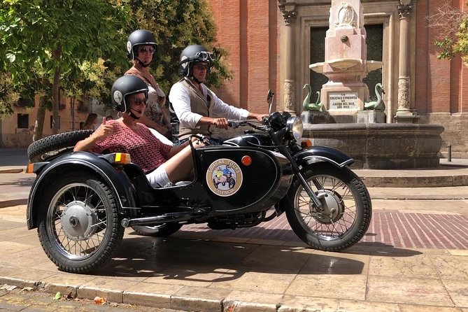 Valencia Highlights on a Vintage Sidecar with local driver - First Stops in the Old Town: Cathedral, Market, and Quick Photo Time