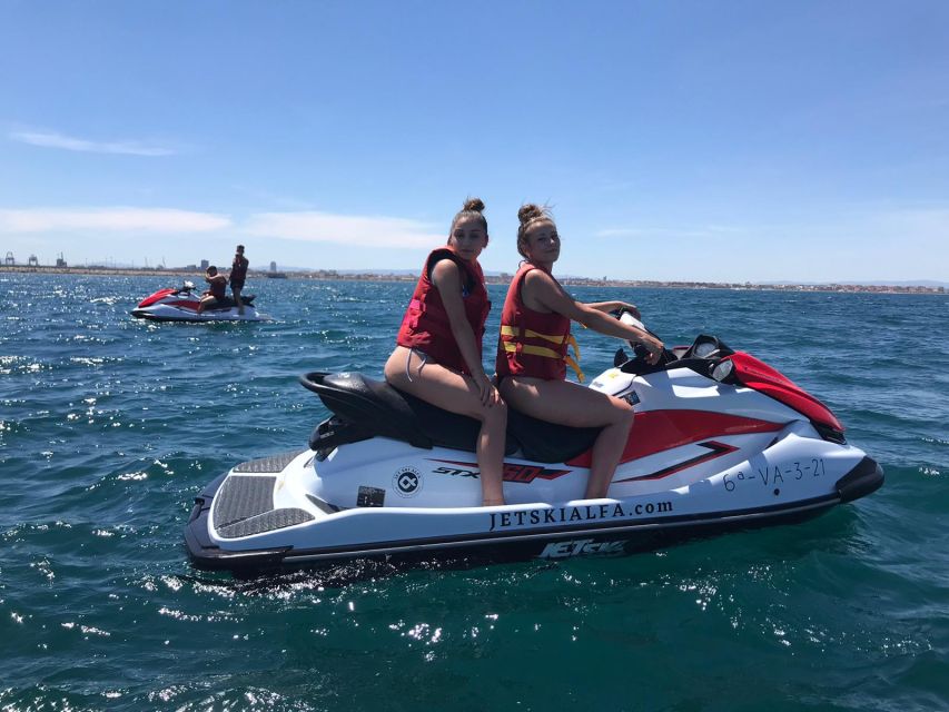 Valencia: Jetski experience with Guide - The guided tour and photo stop that keep things smooth