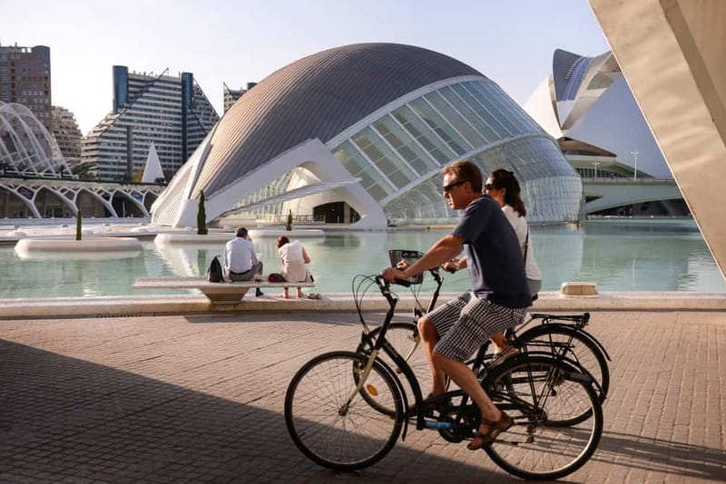 Valencia: Oceanogràfic, Hemisfèric & Science Museum Combo - Valencia’s City of Arts and Sciences, in One Ticket