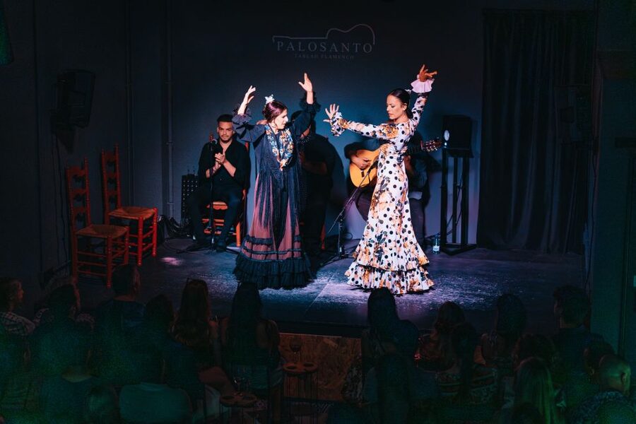 Valencia: Palosanto Flamenco Show Ticket - The Break, the Bar, and How to Plan Your Night
