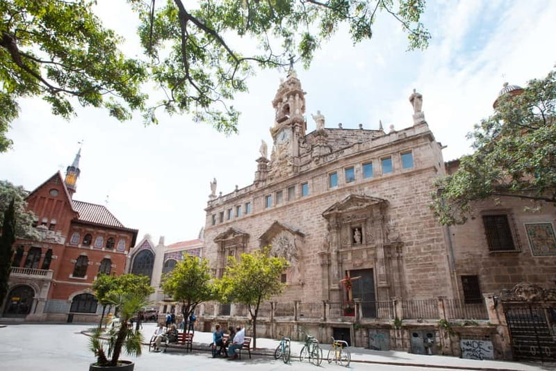 Valencia: San Nicolas, Silk Museum and Santos Juanes Church - Cost and value: when $17 is a smart buy