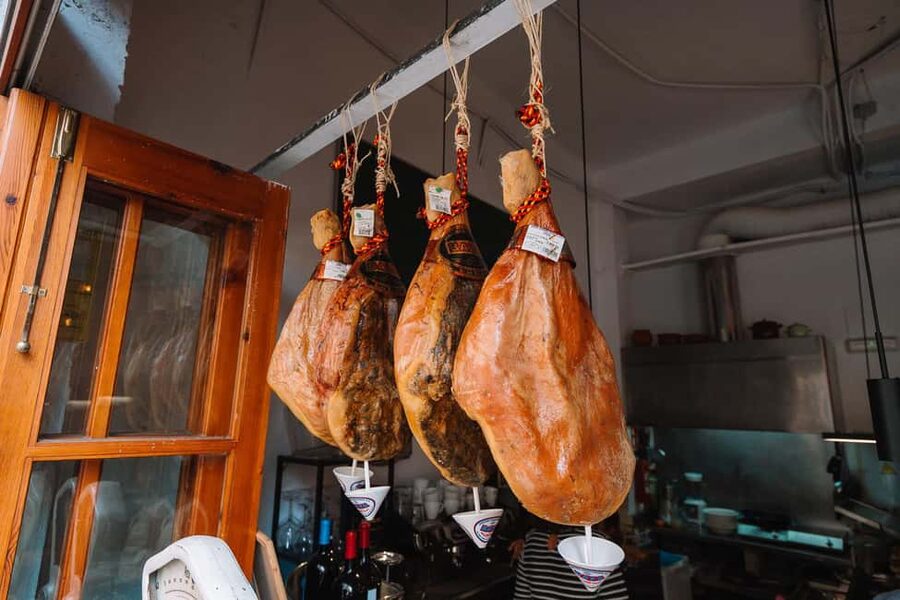 Valencia: Tapas and Drinks Evening Tour - The guides: why Tatiana, Fatine, Ghitta, Jack, Rita, and Cris matter