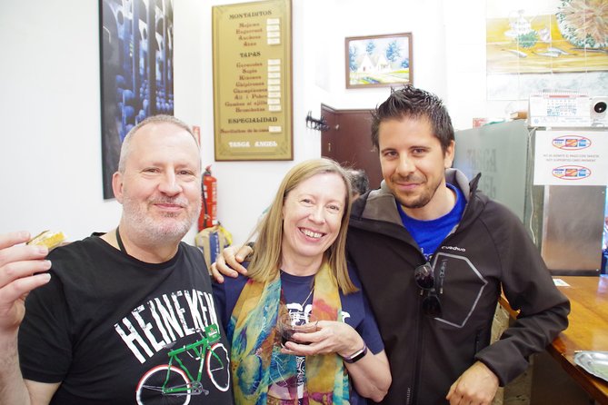 Valencia Tapas and Sightseeing Guided Tour - Small group energy, guide style, and real local recommendations
