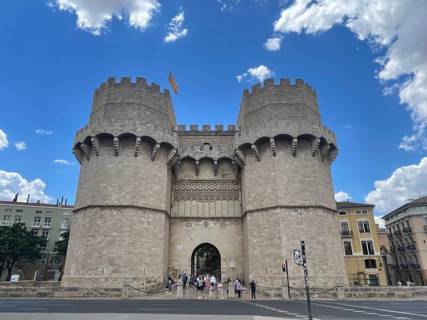 Valencia: Top 25 Highlights Guided Bike Tour - Old Town UNESCO Stops: North Station, Plaza del Ayuntamiento, and Lonja