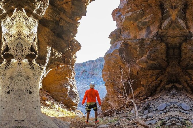 Via Ferrata in Gran Canaria. Vertical adventure park. Small groups - The route level: medium thrills for adrenaline lovers
