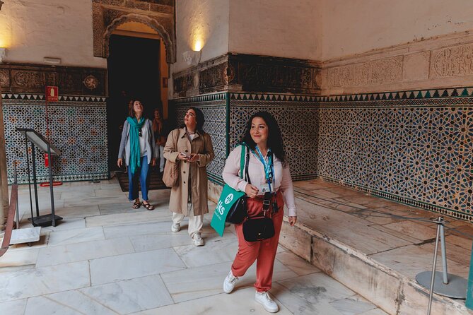 VIP Guided Seville Alcazar Pre-Opening, Cathedral & Old Town - Stop 4: Seville Cathedral inside, Columbus’ tomb, and the altarpiece