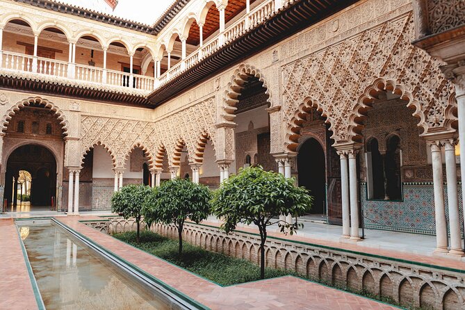 VIP Guided Seville Alcazar Pre-Opening, Cathedral & Old Town - Stop 1: Real Alcazar Palace access before the opening rush