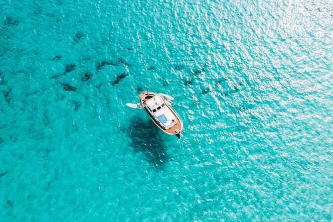 Visit the 8 most beautiful beaches in the South of Menorca Marenostrum - The 3.5-hour route: Cala Galdana to the south’s most famous coves