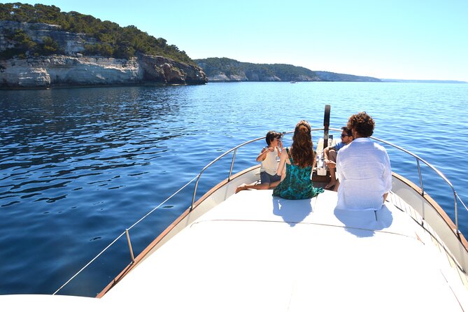 Visit the 8 most beautiful beaches in the South of Menorca Marenostrum - Who this boat tour is best for