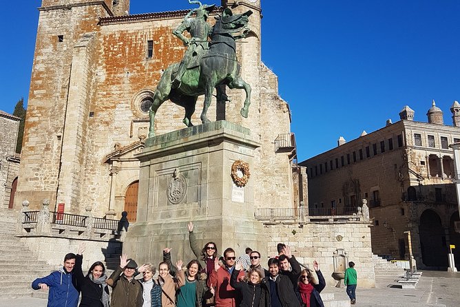 Visit Trujillo Medieval Scene and Route of the Discoverers - Back to Plaza Mayor, now you notice the palaces
