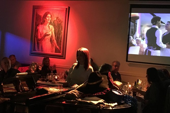 Zarzuela Opera and Dinner at La Castafiore Restaurant in Madrid - Service you can feel: hospitality that doesn’t get in the way of singing
