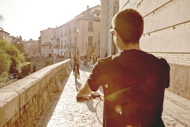 Zooming Through Granada: A Fun-Filled Electric Bike Tour - Mirador de San Nicolás: The Iconic Stop, Done the Smart Way
